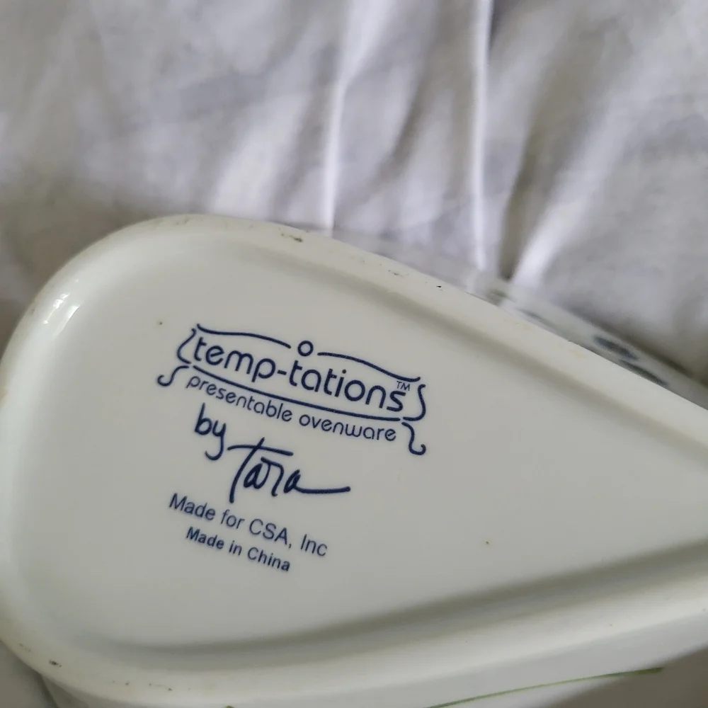 Temp-tations by tara teardrop dish W/Metal Stand small dish